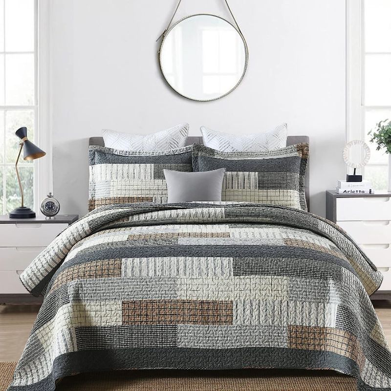 Photo 1 of * LIKE NEW** PERHOM Quilt King Size - 100% Cotton King Quilt Sets, Cozy Patchwork Plaid King Size Quilt Bedding Set, Grey Brown Beige Lightweight Rustic Farmhouse Reversible King Bedspreads for All Seasons
