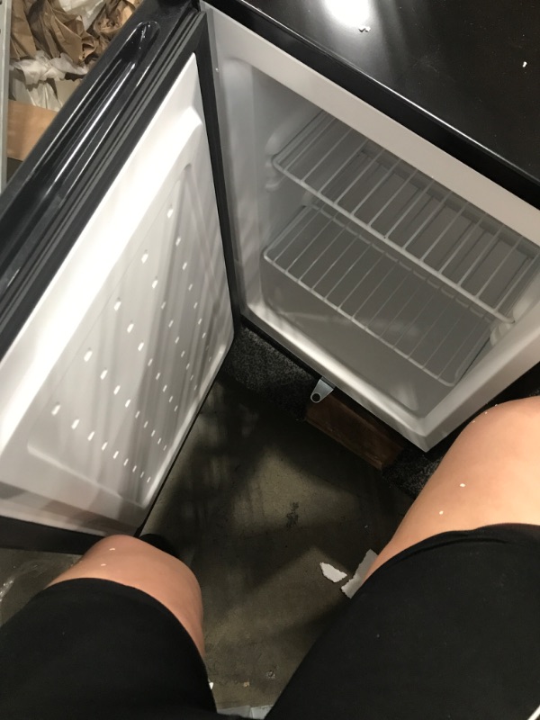 Photo 12 of **USED**
Whynter - 3.0 cu. ft. Energy Star Upright Freezer with Lock - Stainless Steel - Silver