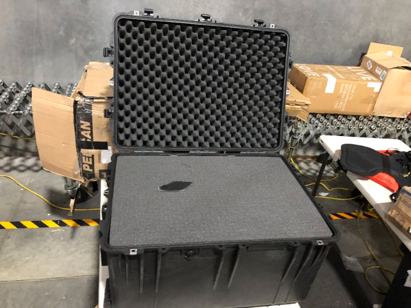 Photo 5 of ***MAJOR DAMAGE - SEE NOTES***
Pelican 1660 Case With Foam (Black) With Foam Black