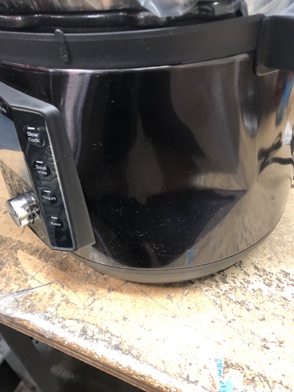 Photo 5 of *** new *** ** HAS SMALL DENT ON THE SIDE SEE PICTURES **Instant Pot 8-Qt. Pro Pressure Cooker