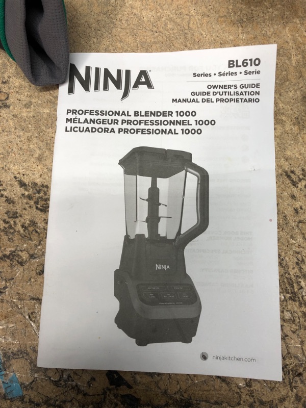 Photo 6 of *** USED *** DAMAGED PARTS ONLY SEE PICTURES *** Ninja BL610 Professional 72 Oz Countertop Blender with 1000-Watt Base and Total Crushing Technology for Smoothies, Ice and Frozen Fruit, Black, 9.5 in L x 7.5 in W x 17 in H with 25 Chef-inspired Recipes