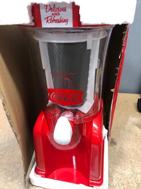 Photo 2 of *** USED *** ** TESTED POWERED ON ** Nostalgia Coca-Cola 32-Ounce Retro Slush Drink Maker Slushie Machine for Home, Red