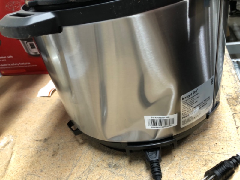 Photo 5 of *** USED IN LIKE NEW CONDITION *** ** HAS SMALL DENT ON THE BACK SEE PICTURES ** Instant Pot Duo 7-in-1 Electric Pressure Cooker, Slow Cooker, Rice Cooker, Steamer, Sauté, Yogurt Maker, Warmer & Sterilizer, Includes App With Over 800 Recipes, Stainless St