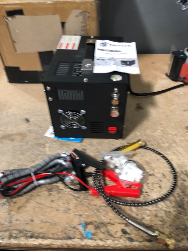 Photo 3 of Portable pcp air compressor 4500psi 300bar 12v DC or 110v AC with power supply,oil&water free,high pressure PCP Compressor Pump for Air Gun and Paintball/Scuba Tank
****unknown if missing parts*****
