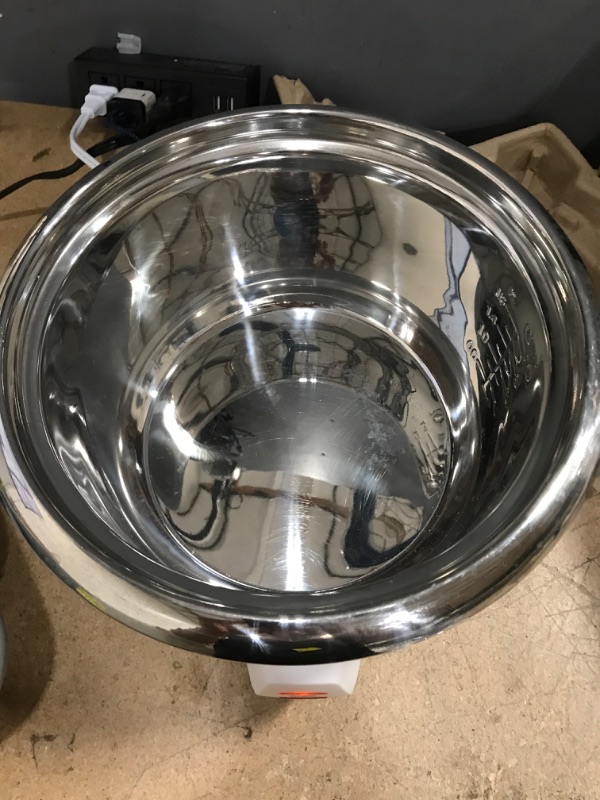 Photo 1 of Elite Gourmet ERC-2020 Electric Rice Cooker with Stainless Steel Inner Pot Makes Soups, Stews, Grains, Cereals, 20 Cups, White 20 Cups Cooked