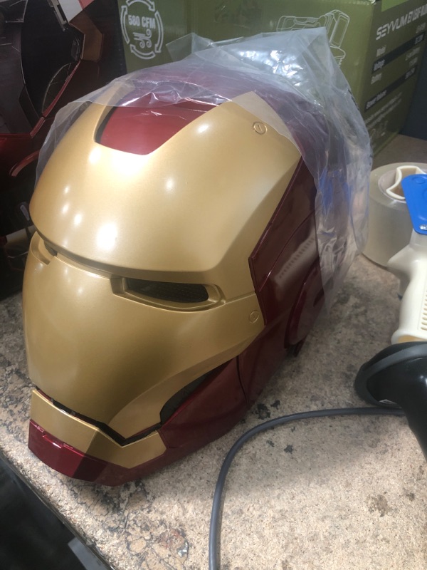 Photo 2 of Avengers Marvel Legends Full Scale Iron Man Electronic Helmet Costume Mask
