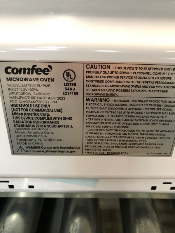 Photo 2 of *** POWERS ON *** COMFEE' EM720CPL-PMB Countertop Microwave Oven with Sound On/Off, ECO Mode and Easy One-Touch Buttons, 0.7cu.ft, 700W, Black Black Microwave 