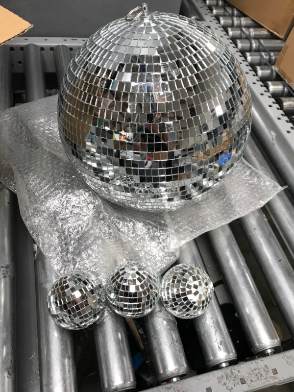 Photo 2 of 4 Pcs Mirror Disco Balls Ornaments Mini Disco Ball Decorations Reflective Mirror Ball Decoration 70s Disco Themed Party Decor for Valentine's Day Tree Ornaments (2 Inch, 3 Inch, 4 Inch)