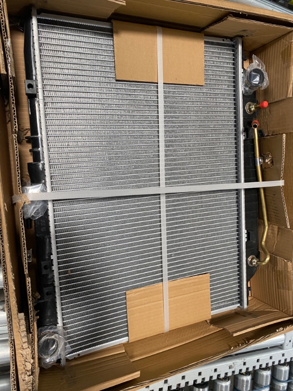 Photo 1 of 1571AT RADIATOR PLASTIC END TANK