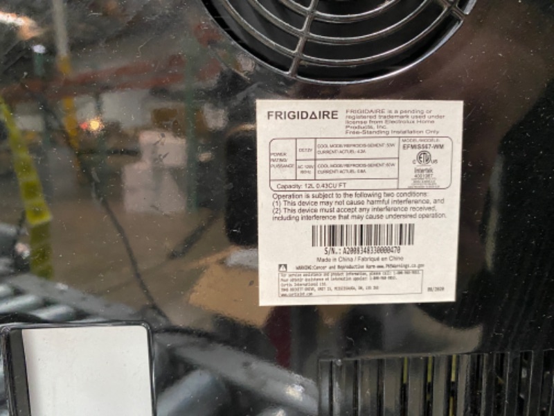 Photo 2 of *NONFUNCTIONAL//DOESN'T GET COLD** FRIGIDAIRE EFMIS567_AMZ 18 Can OR 4 Wine Bottle Retro Beverage Fridge, Temperature Control, Thermoelectric, FreonFree, Stainless