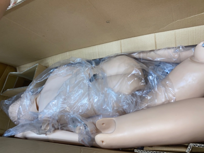Photo 1 of *UNKNOWN MODEL// BRAND** MANNEQUIN MAN 