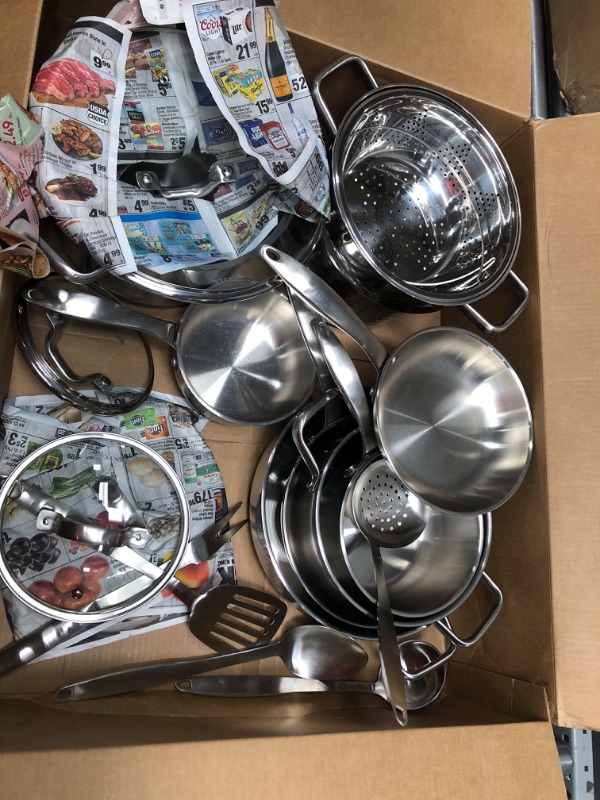 Photo 3 of 
Used Previously******Duxtop Professional Stainless Steel Pots and Pans Set, 17PC Induction Cookware Set, Impact-bonded Technology