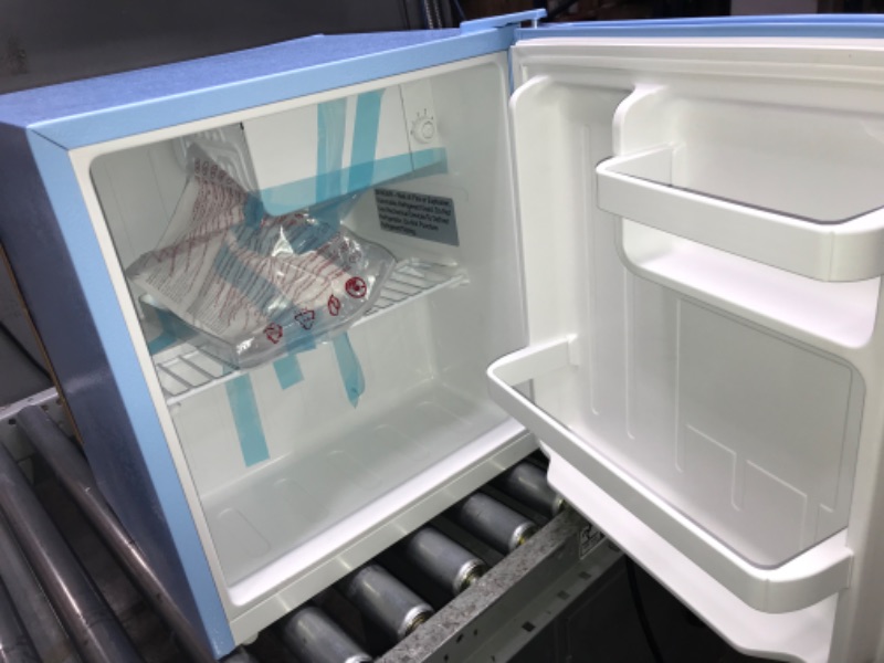 Photo 3 of *SLIGHTLY GETS COLD** Frestec 1.6 Cu' Mini Refrigerator, Small Refrigerator, Mini Fridge with Freezer, Compact Refrigerator, Blue (FR 160 BLUE)