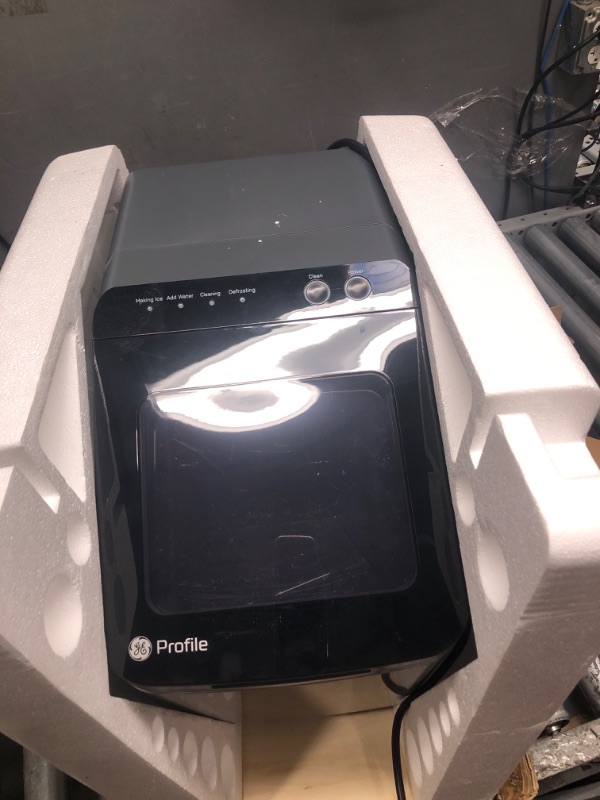 Photo 2 of ***parts only, non-functional***
GE Profile Opal 1.0 Nugget Ice Maker| Countertop Pebble Ice Maker | Portable Ice Machine Makes up to 34 lbs. of Ice Per Day | Stainless Steel Finish Opal 1.0 Stainless Steel