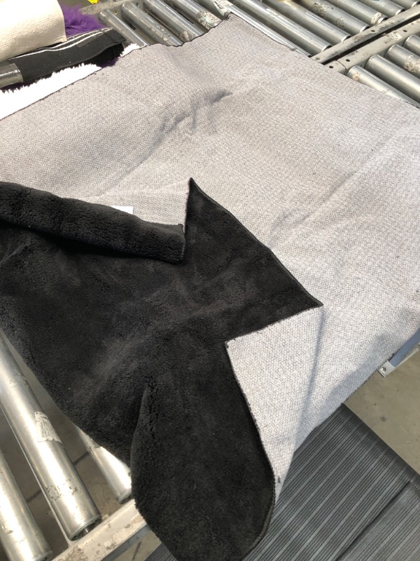 Photo 1 of 3x5' black short shag entry rug