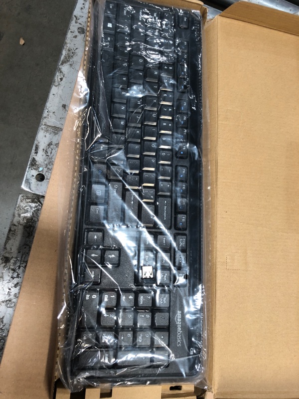 Photo 2 of amazon basics keyboard