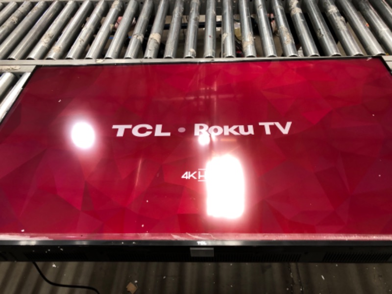Photo 2 of TCL - 50" Class 5-Series 4K UHD QLED Dolby Vision HDR Smart Roku TV
