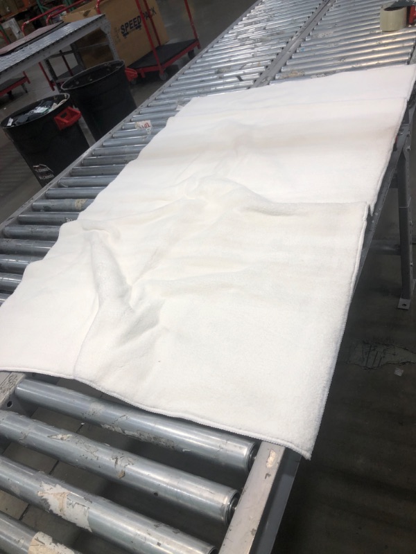 Photo 1 of 5'x3' White Area Rug 