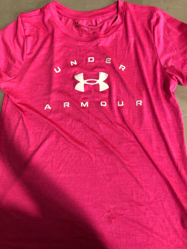 Photo 2 of SIZE L- UNDER ARMOR WOMENS T SHIRT