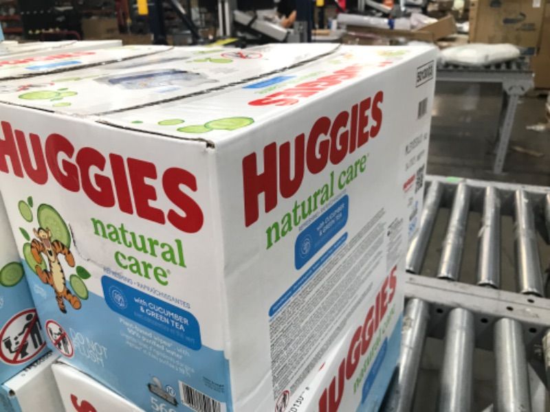 Photo 1 of Baby Wipes, Huggies Natural Care Refreshing Baby Diaper Wipes, Hypoallergenic, Scented, 10 Flip-Top Packs (560 Wipes Total) 10 Flip-Lid Packs