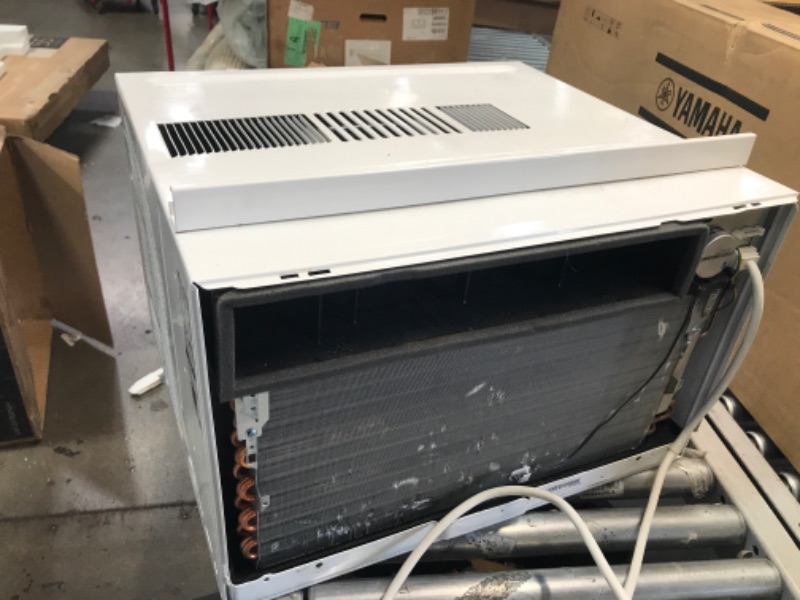 Photo 2 of **PARTS ONLY** - LG 12000 BTU Window Air Conditioner
