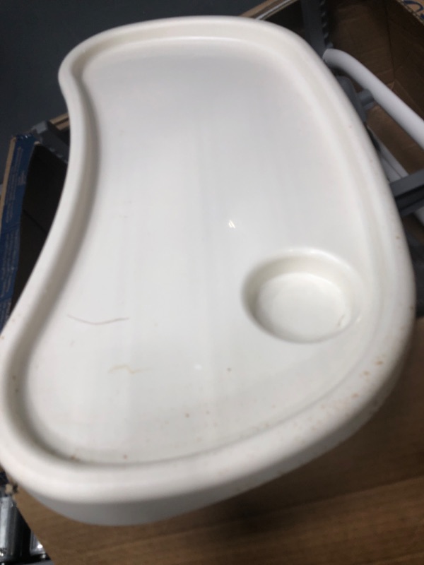 Photo 6 of *** VERY DIRTY ** Graco Slim Snacker 2-in-1 High Chair - Whisk