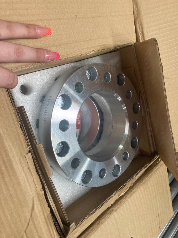 Photo 1 of 8x6.5 to 8x180 Wheel Spacers 1.5"(38mm) Bore 117mm with M14x1.5 Studs for Chevy Silverado 1500 HD 2500 HD 3500 HD Suburban Express Avalanche | GMC Sierra Savana Yukon, 4PCS 8x165.1-8x180 Wheel Adapter