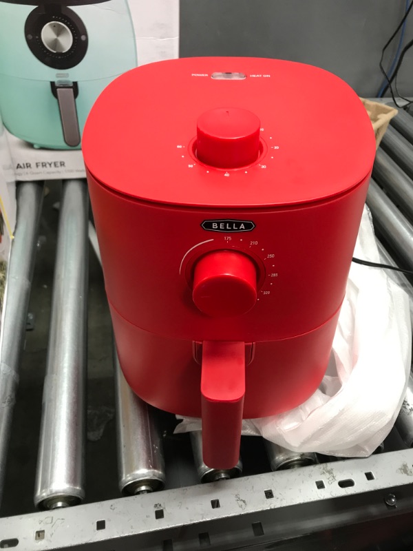 Photo 2 of ***PARTS ONLY***BELLA 2.9QT Manual Air Fryer, No Pre-Heat Needed, No-Oil Frying, Fast Healthy Evenly Cooked Meal Every Time, Removeable Dishwasher Safe Non Stick