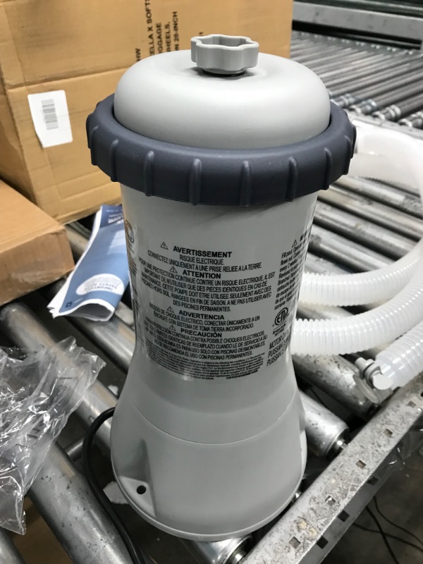 Photo 2 of **MINOR TEAR & WEAR**INTEX 28637EG C1000 Krystal Clear Cartridge Filter Pump for Above Ground Pools, 1000 GPH Pump Flow Rate 1,000 Gallons Per Hour 1,000 Gallons Per Hour Filter Pump