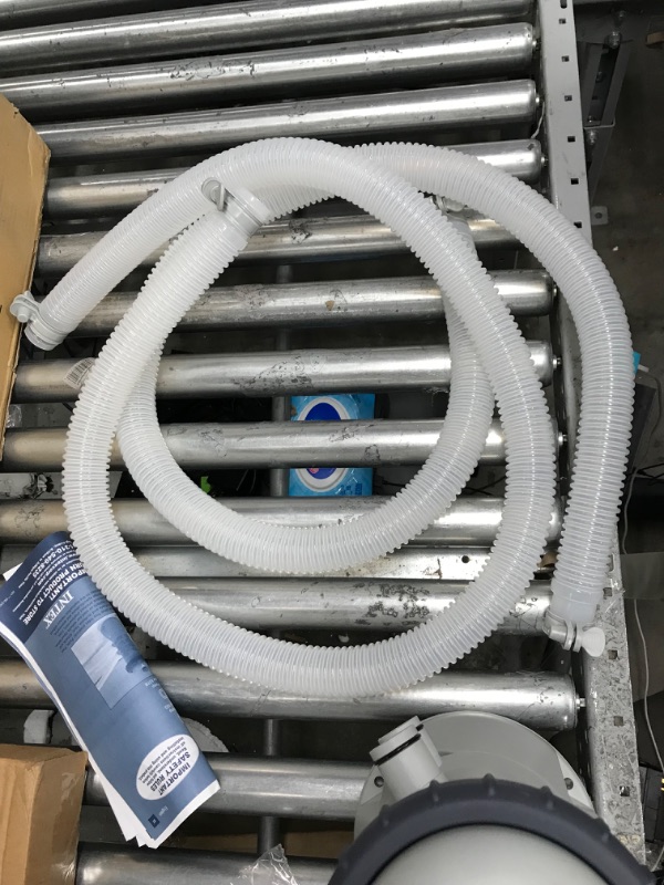 Photo 4 of **MINOR TEAR & WEAR**INTEX 28637EG C1000 Krystal Clear Cartridge Filter Pump for Above Ground Pools, 1000 GPH Pump Flow Rate 1,000 Gallons Per Hour 1,000 Gallons Per Hour Filter Pump