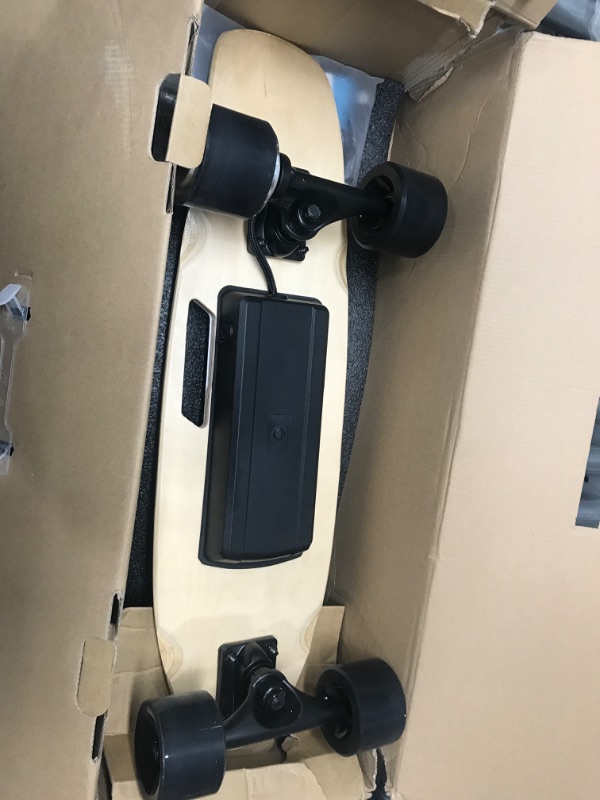 Photo 5 of ***UNTESTED - SEE NOTES*** Winitin Electric Skateboard 290W, ?26.25 x 9.5 x 7 inches
