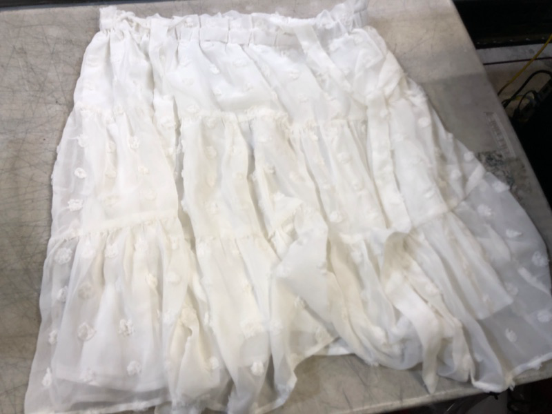 Photo 1 of WOMENS WHITE SKIRT-STRETCHY 
SIZE- 150