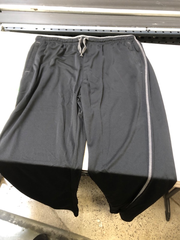 Photo 1 of men's bottom 
