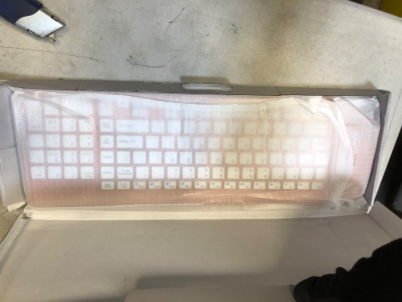 Photo 1 of Wireless Keyboard and Mouse Combo, Haricset Full-Sized Ultra-Compact 2.4G Stable Connection Keyboard with Number Keypad and Adjustable DPI Mouse for Windows, Mac OS Office Computer (Rose Gold)