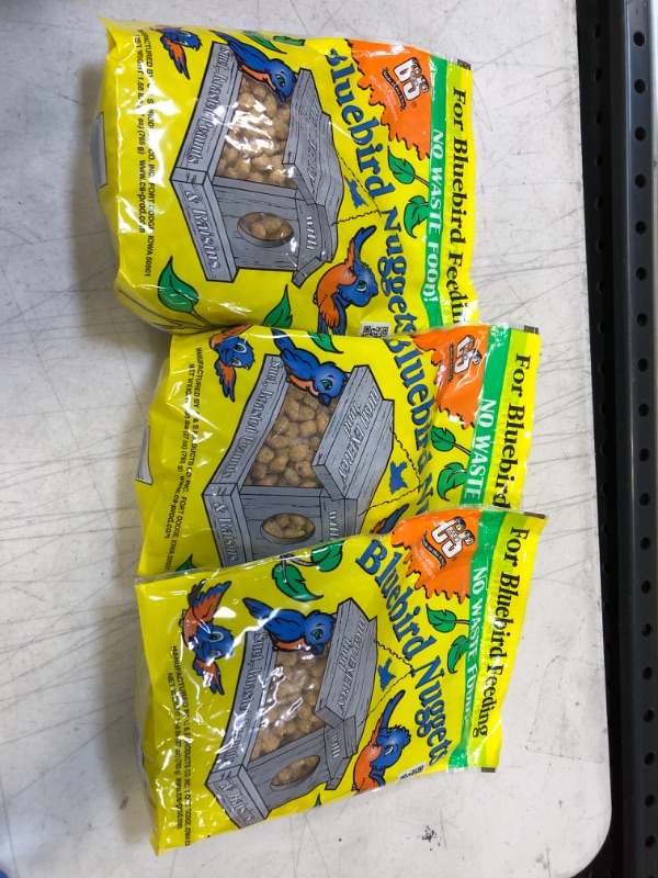 Photo 2 of 3pk/C&S Products Blue Bird Nuggets Plus Beef Suet,Corn,Peanuts,Raisins 27 Oz