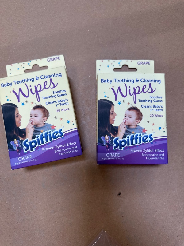 Photo 1 of 2Pack   Spiffies 20-Count Toothwipe Towelettes for Children in Grape