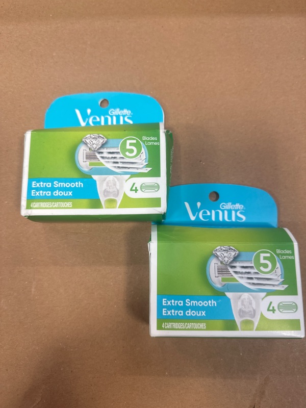 Photo 2 of 2Pack  Gillette Venus Extra Smooth Women's Razor Blade - 4 Refills