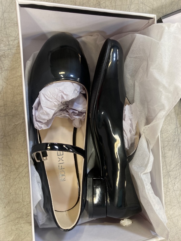 Photo 2 of 100FIXEO Women Ankle Strap Mary Janes Patent Leather Casual Ballet Flats
size- 6.5