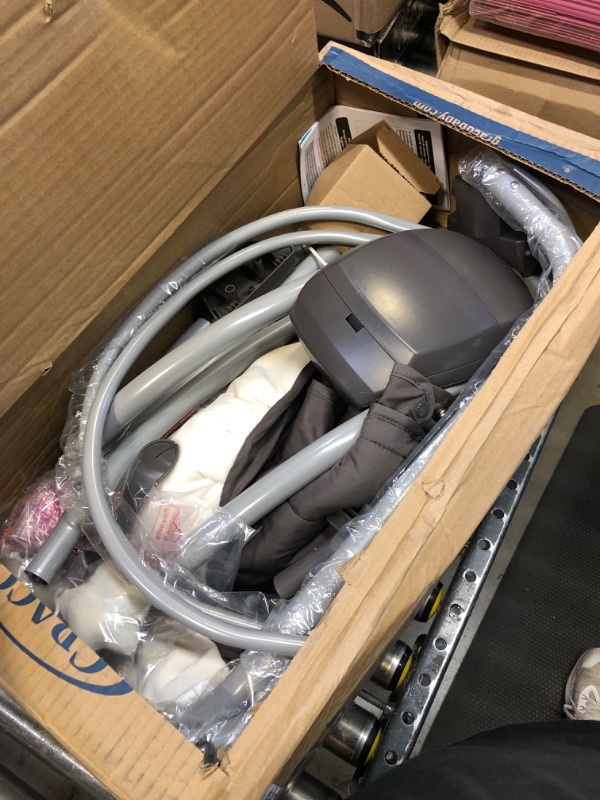 Photo 1 of Graco Simple Sway Abbington Baby Swing