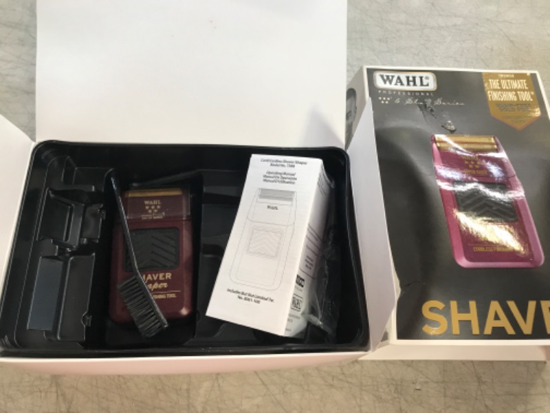 Photo 2 of Wahl Professional - 5-Star Series Shaver Shaper, Bump Free Shaving, Ultra Close Shave, 60+ Minutes Run Time for Professional Barbers and Stylists Model - 8061-100