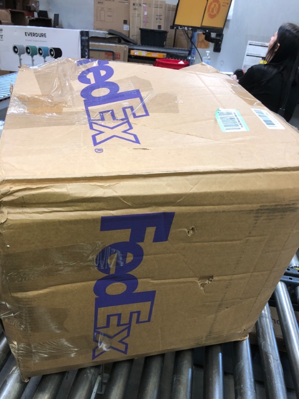 Photo 1 of OFFICE CHAIR
