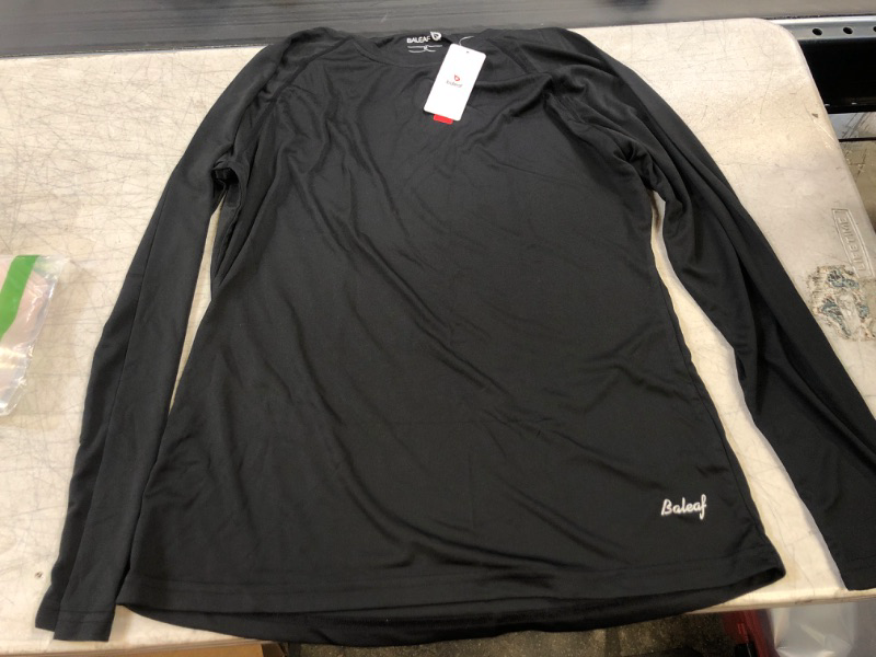 Photo 1 of BALEAF LONG SLEEVE- BLACK 
SIZE M 