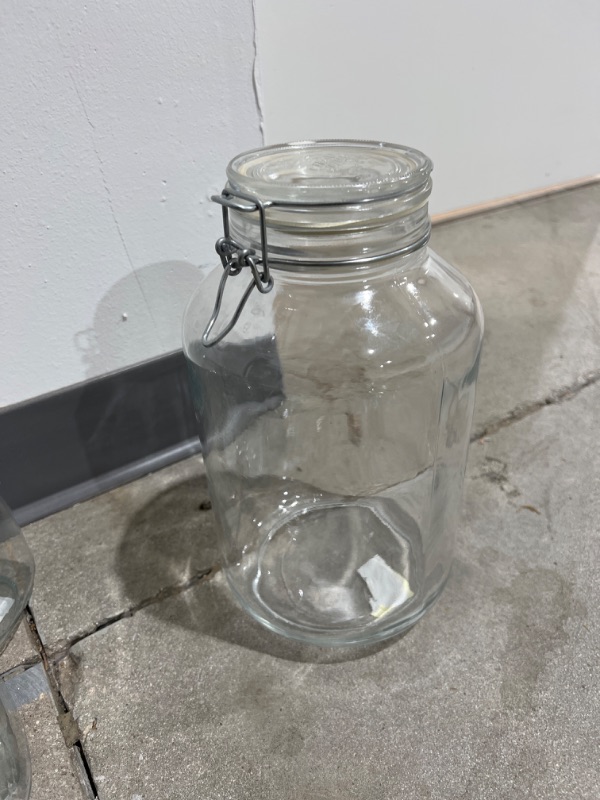 Photo 1 of large sealable jar