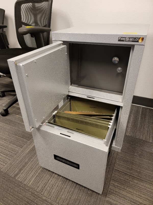 Photo 2 of Fireshield File Cabinet & Safe. Has Key