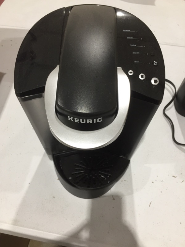 Photo 1 of KEURIG K-CLASSIC COFFEE MAKER K-CUP 