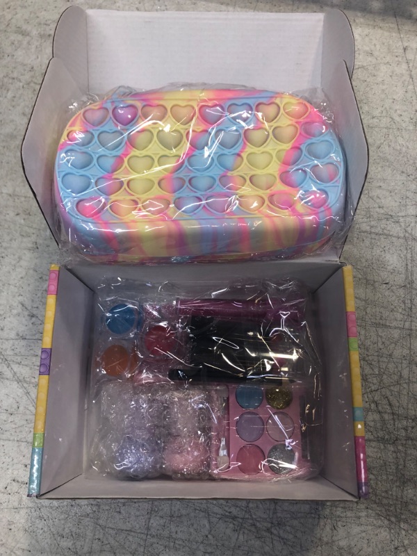 Photo 1 of Girls Pop Handbag With DIY Makeup Kit 