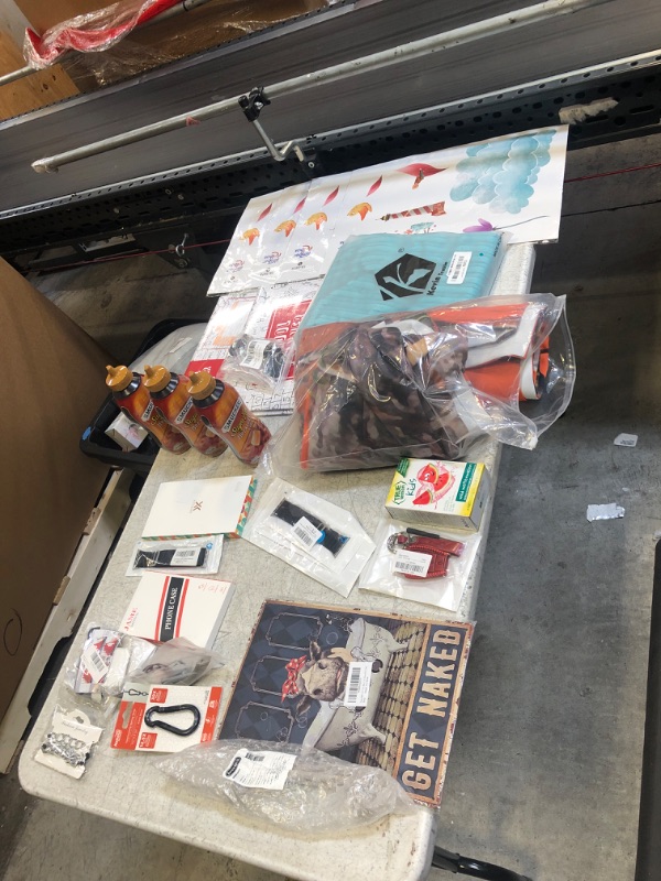 Photo 1 of 24pc bag of miscellaneous items