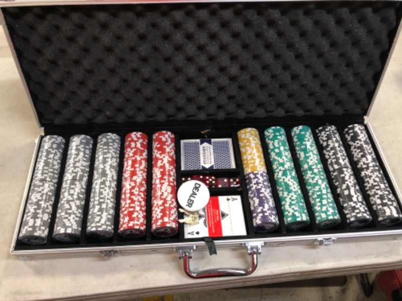 Photo 1 of 500 PC POKER CHIP SET 