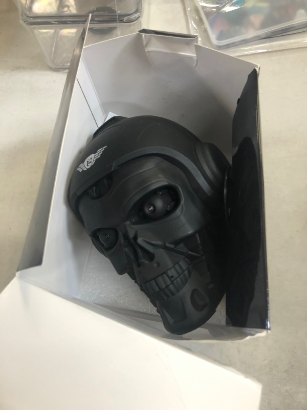 Photo 1 of L1 wireless speaker skull