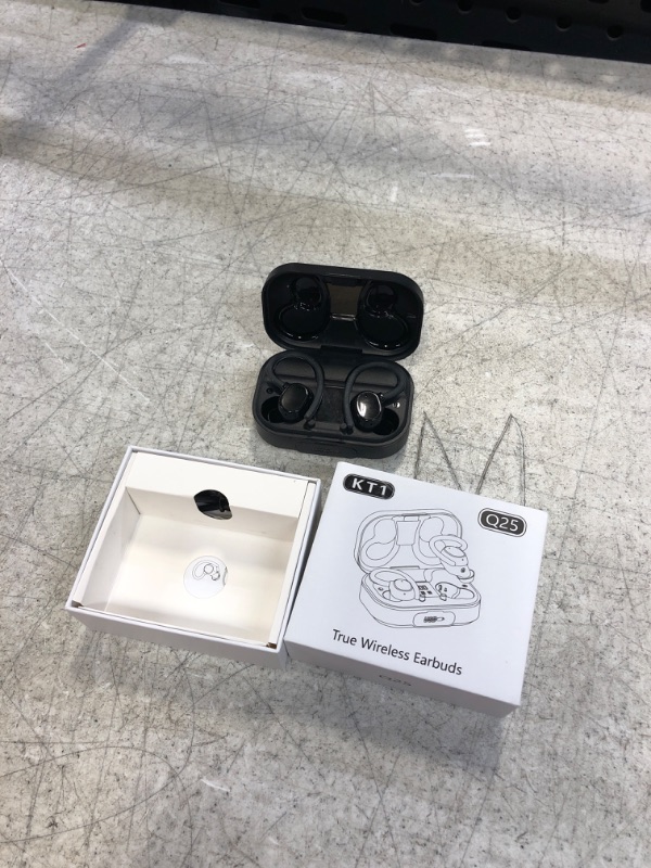 Photo 1 of  BLACK WIRELESS EARBUDS